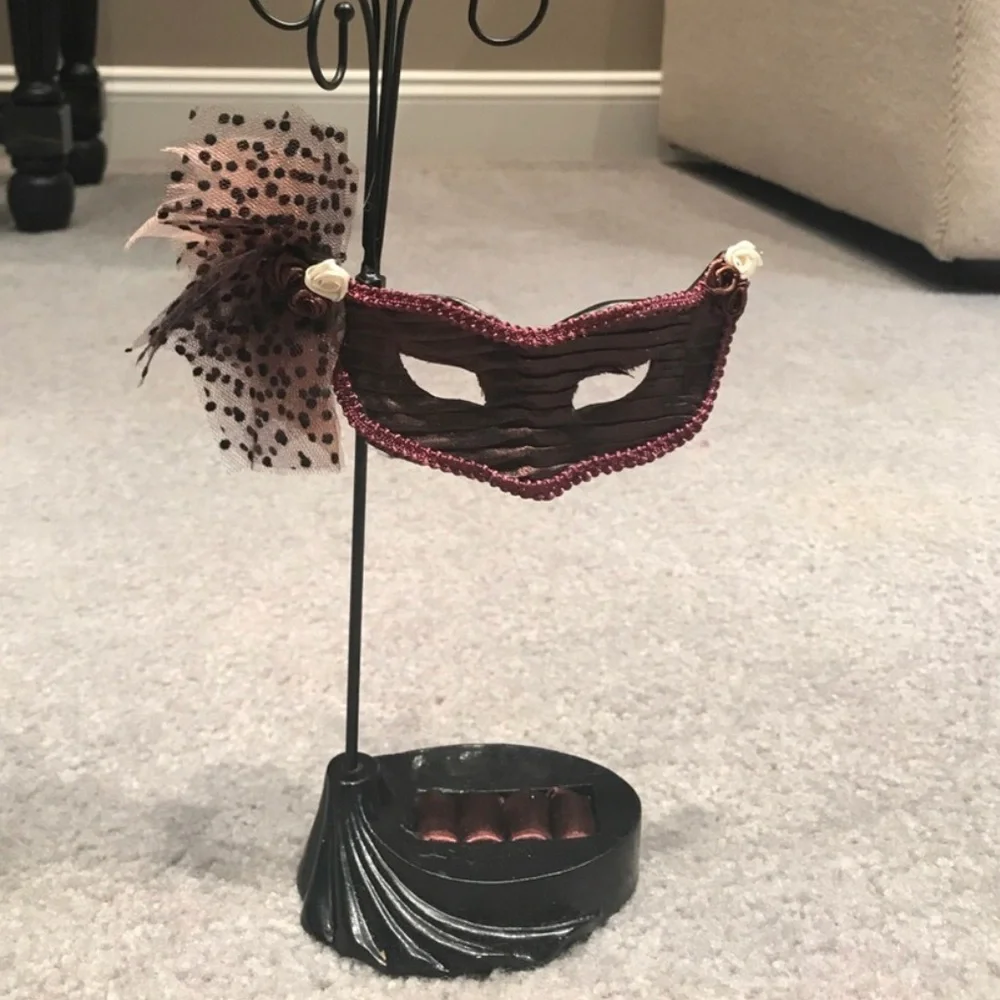 MasqueradeTheme Jewelry Holder